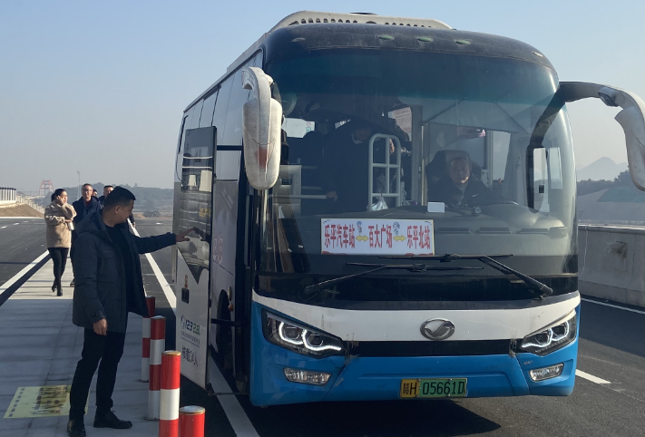 景德鎮(zhèn)長運:樂平公交開通高鐵公交專線