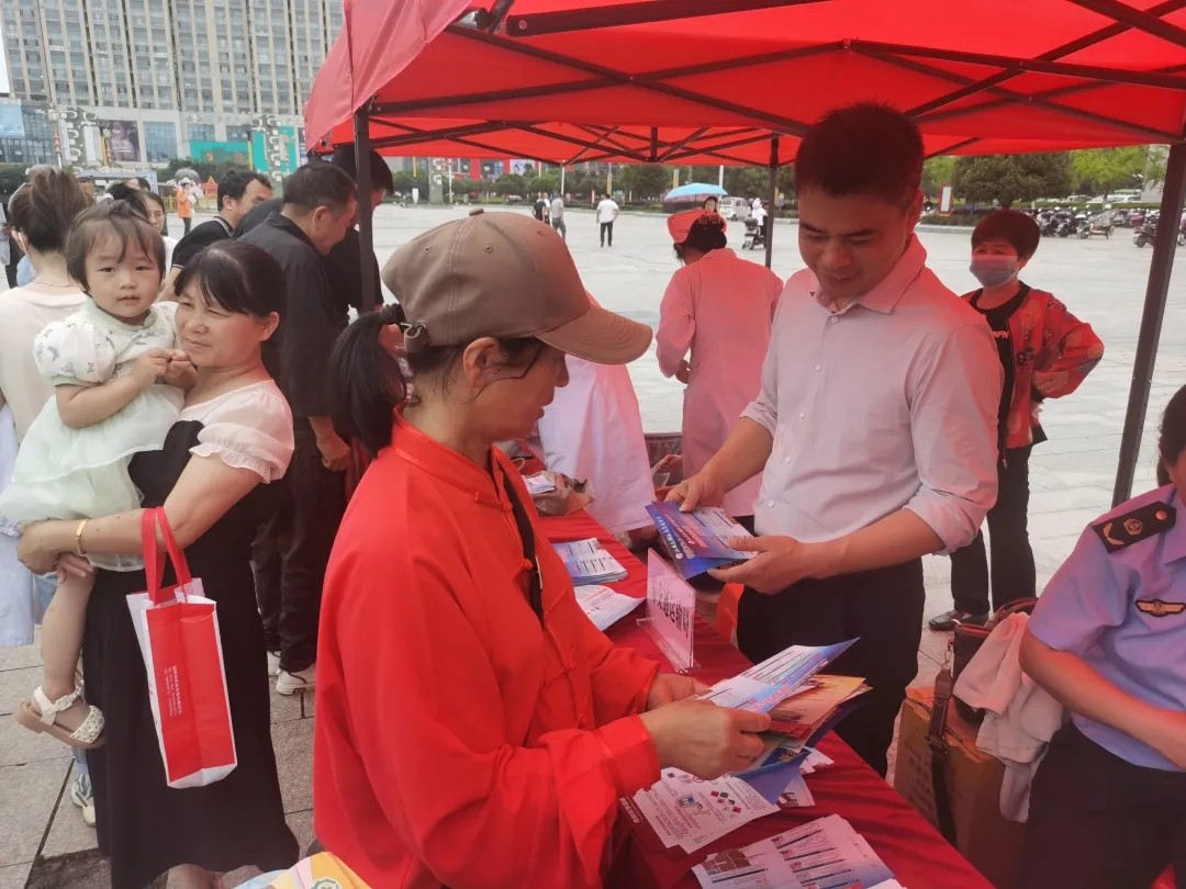 撫州長運(yùn):參加撫州市防災(zāi)減災(zāi)宣傳活動